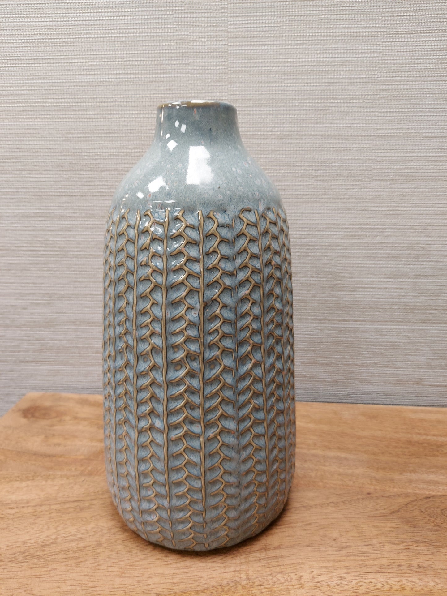 Blue ceramic vase 116