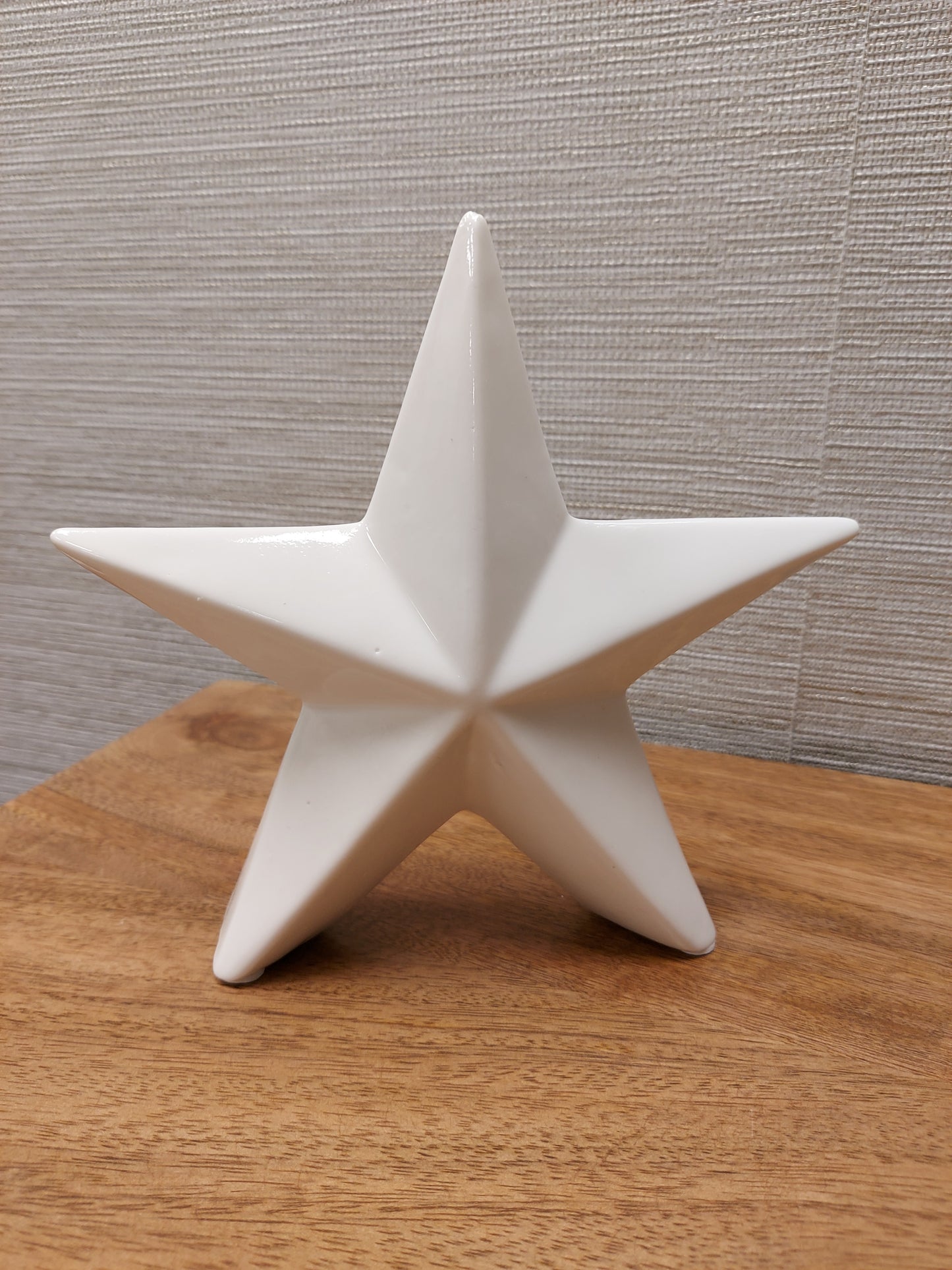 Ceramic White Star Standing Decoration