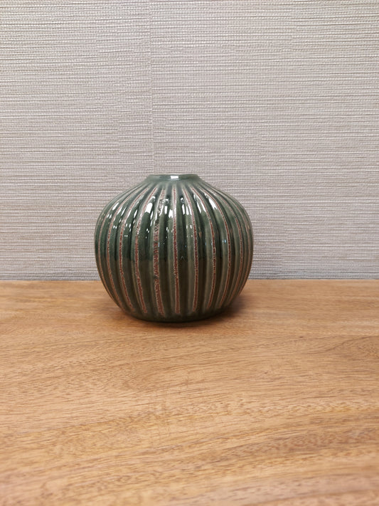 Green ceramic vase 016